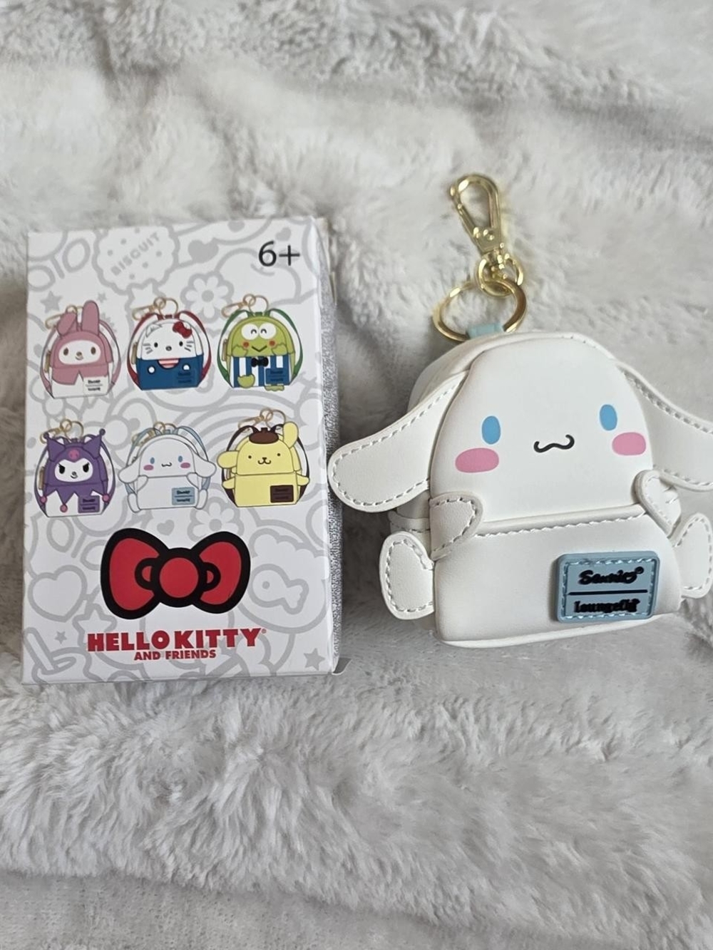 Loungefly White Cinnamoroll Coin Pouch with Pink & Blue Accents